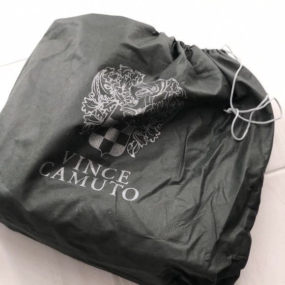 Vince Camuto purse - Picture 1 of 8